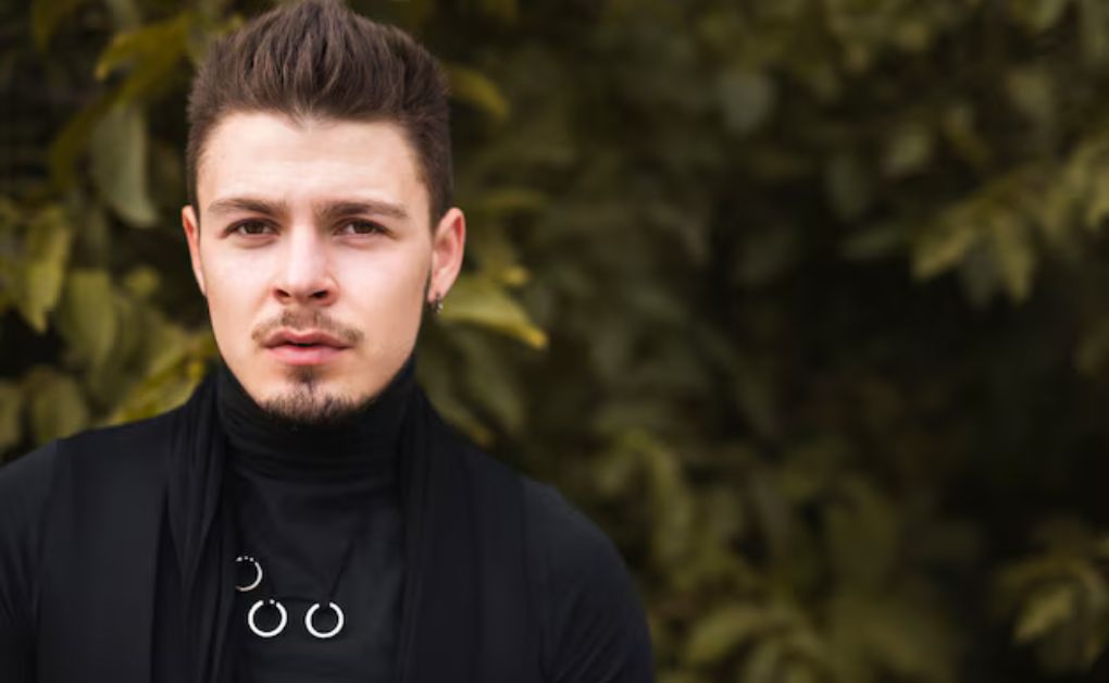 Skin Fade Haircut: 35 Iconic Styles & Grooming Tips for Men Mid Skin Fade for all hair types