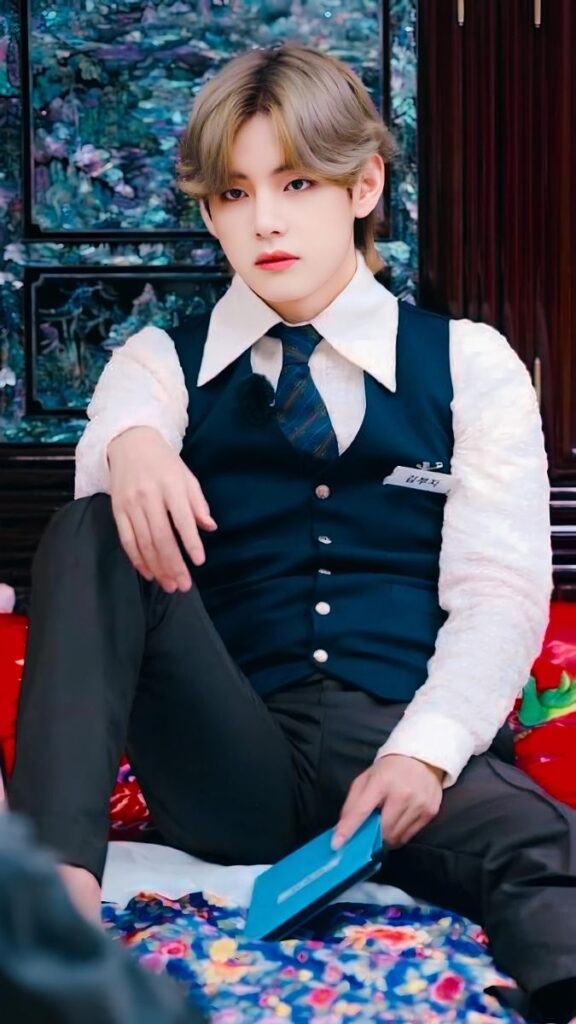 Drop Fade Ivy League Haircut with geometric side fade