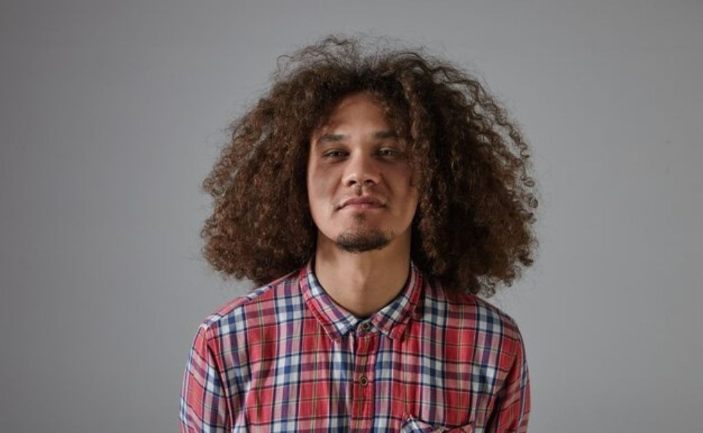 Curly Hairstyles for Men: Top Looks for Every Hair Length image