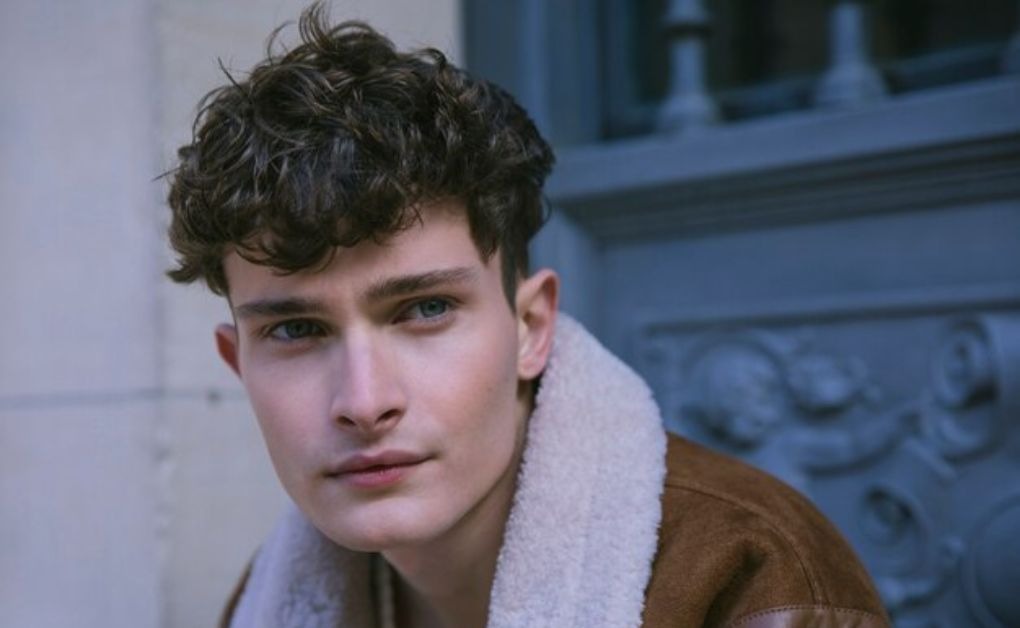 Curly Hairstyles for Men: Top Looks for Every Hair Length image