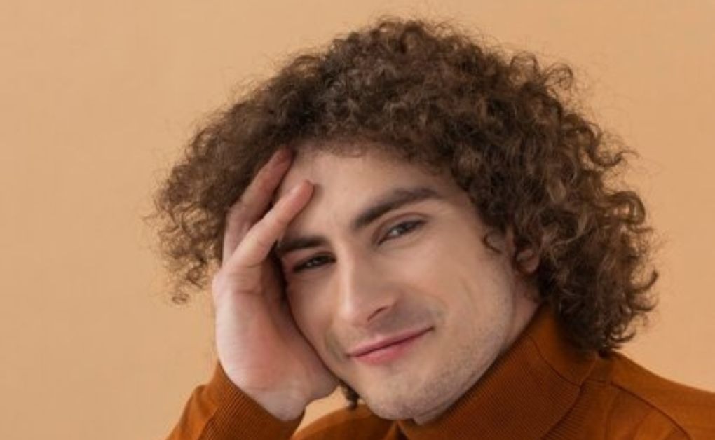 Curly Hairstyles for Men: Top Looks for Every Hair Length image