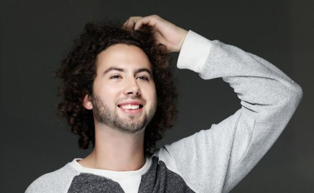 Curly Hairstyles for Men: Top Looks for Every Hair Length image