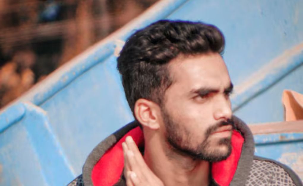 Curly Hairstyles for Men: Top Looks for Every Hair Length image