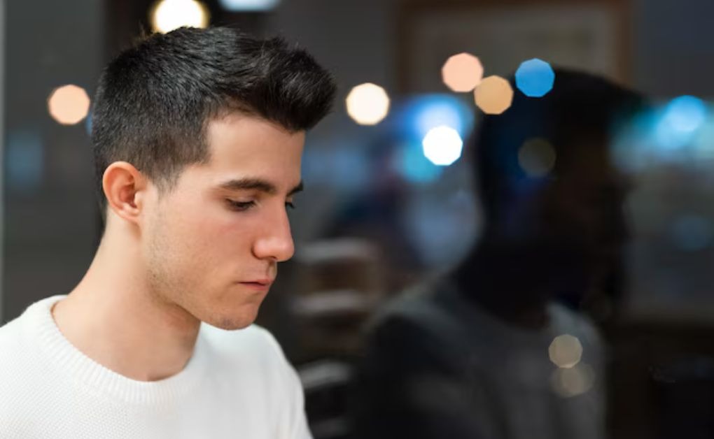 Professional Haircuts for Men: Modern Trends and Classic Looks image