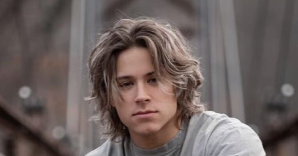 Shag Haircuts Men: The Ultimate Guide to Texture and Style beach texture shag