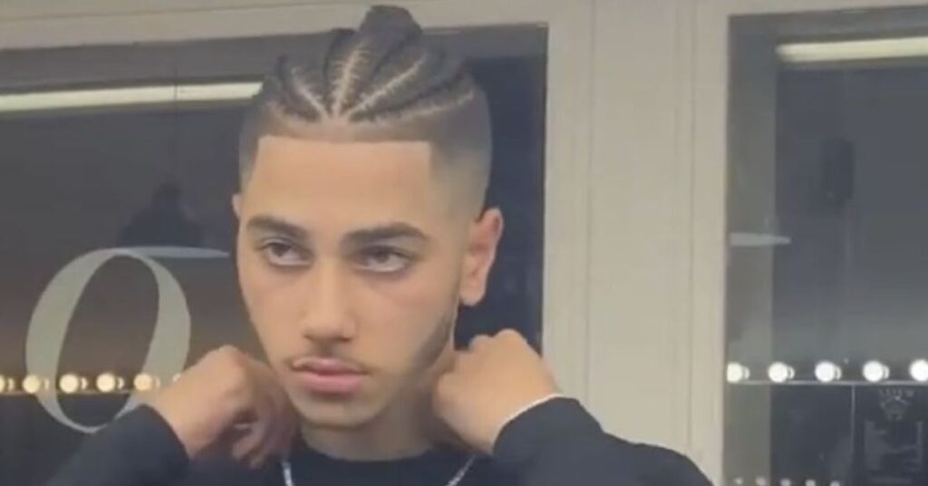 Short Hair Plaits: 20 Styles & Micro-Grip Guide mini feed in braids