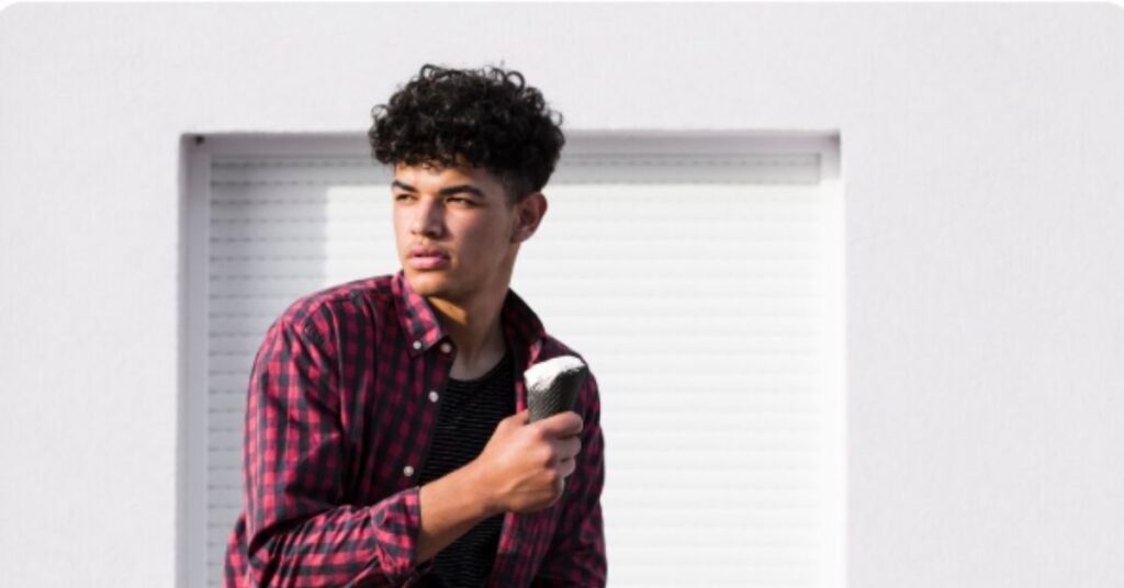 Burst Fade Mullet Straight Hair Guide: Styles and Tips daily styling tips for burst fade mullet straight hair