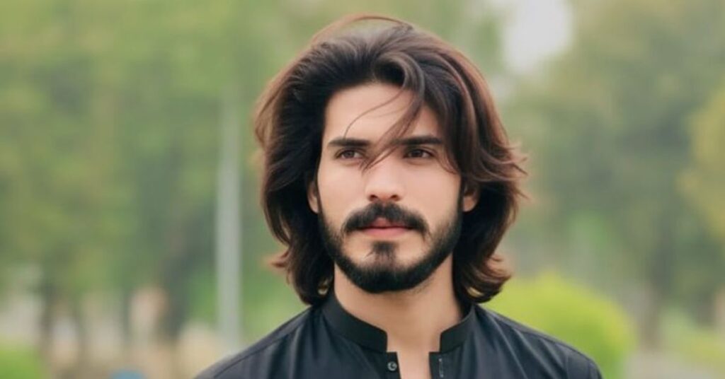 Low Maintenance Men’s Medium Hairstyles for Effortless Style effortless layered medium cut