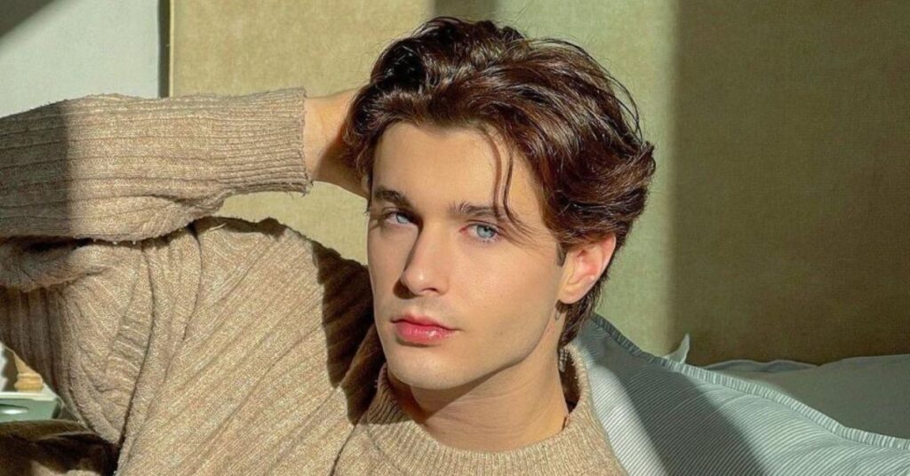 Low Maintenance Men’s Medium Hairstyles for Effortless Style medium textured fringe