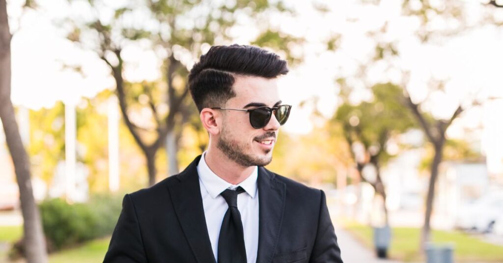 Stylish Cuts for Men: Guide professional taper for business